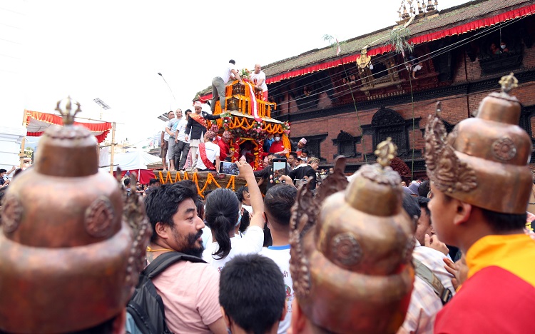 धार्मिक तथा सांस्कृतिक महत्त्व बोकेको परम्परागत इन्द्रजात्रा शुरु, आठ दिनसम्म मनाइने